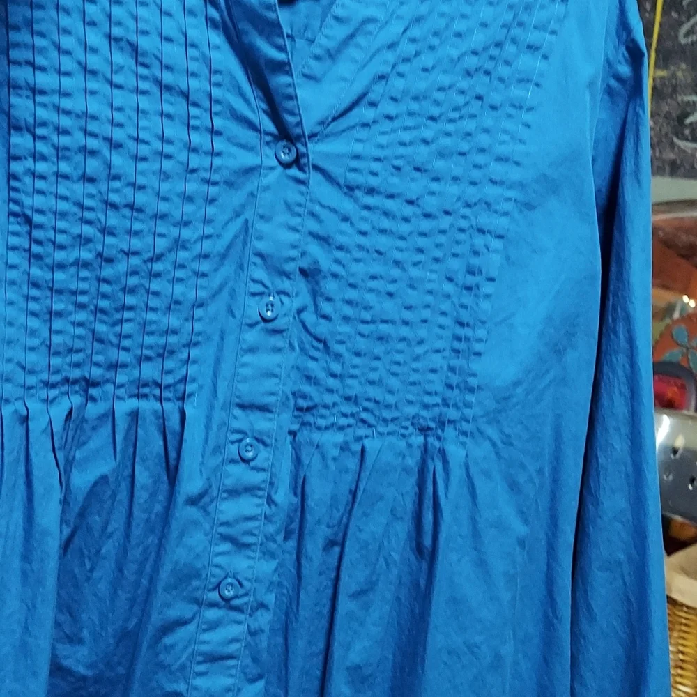 Long Sleeved Henley shirt - Picture 2 of 4